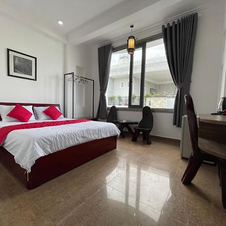 Senho Hotel Хошимин Екстериор снимка